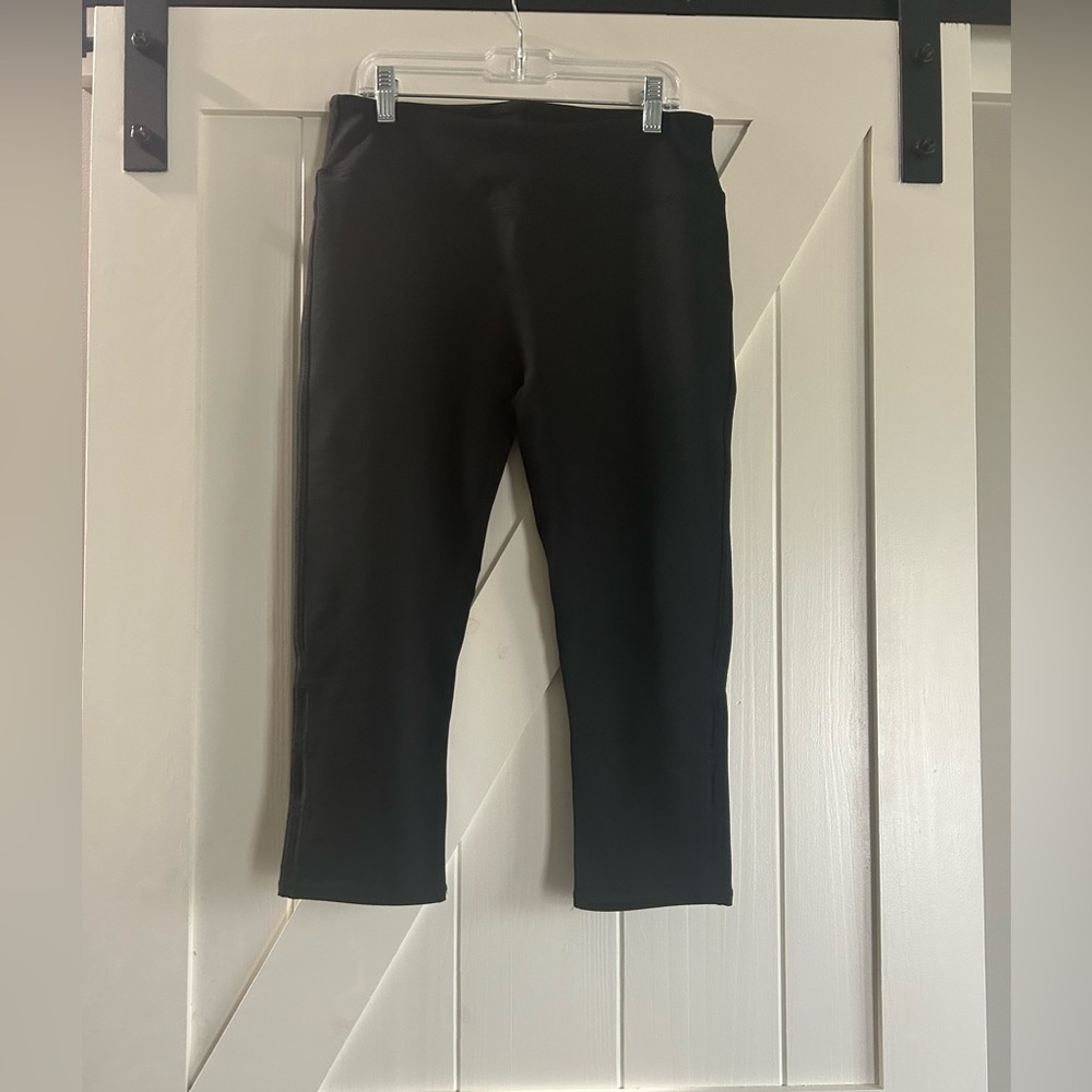 Black Fabletics Leggings